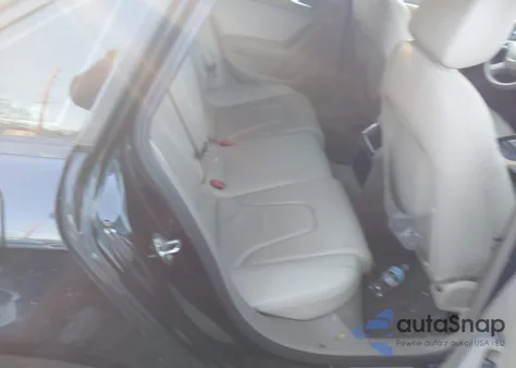 2010 Audi A4 2.0T Premium из США, поврежденный, VIN WAUDFBFL3AN058909